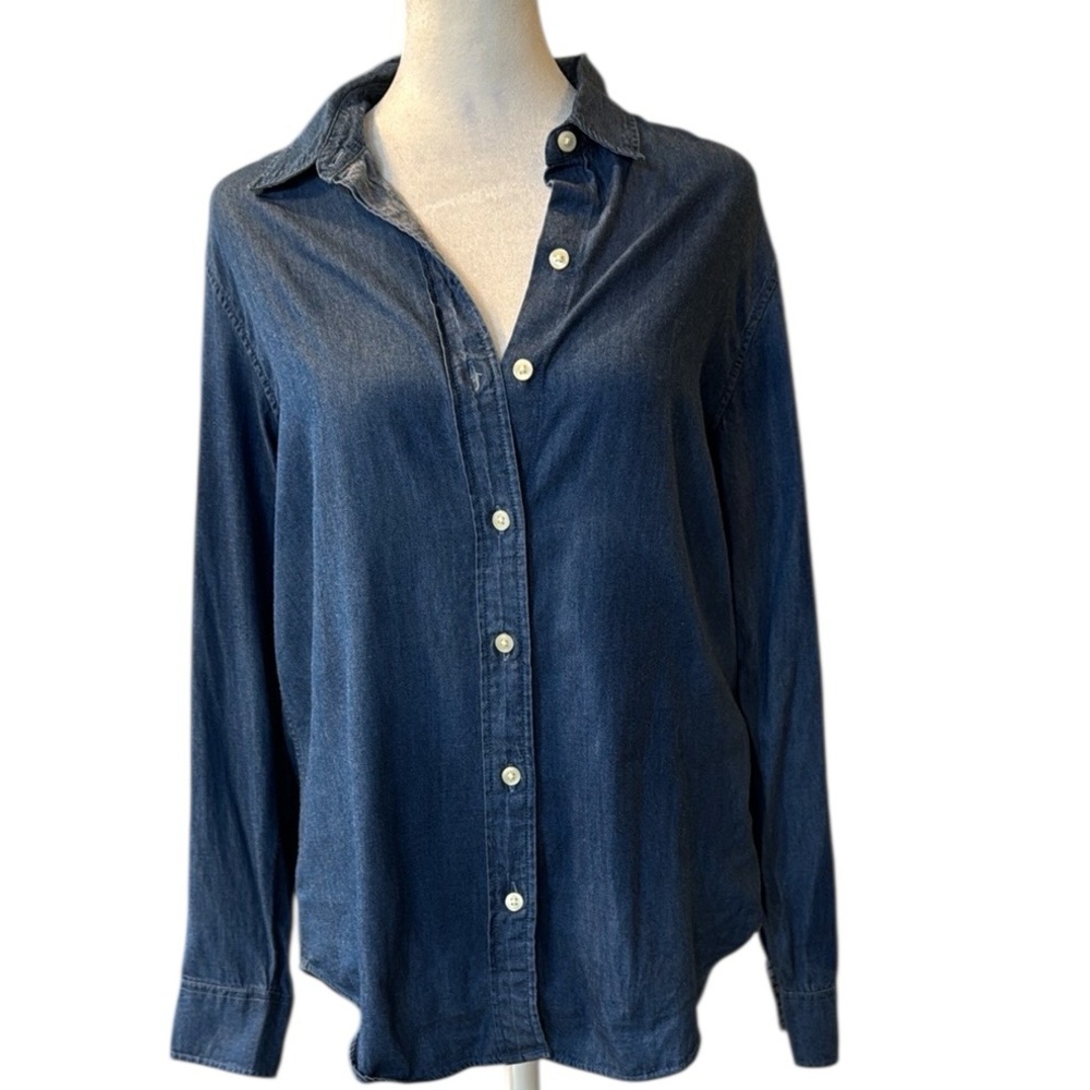 Levis Size‎ XS Boyfriend Fit Denim Shirt Pearl Button Up Front Back Western